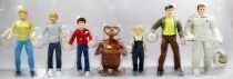 E.T. - Toys \'R\' Us Exclusive - Set de 7 figurines : E.T., Elliott, Gertie, Michael, Mary, L\'Homme aux Cl&eacute;s, Scientifique en scap