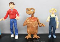 E.T. - Toys \'R\' Us Exclusive - Set de 7 figurines avec display sonore