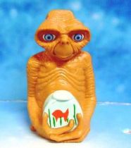 E.T. - Universal Studio 2002 - PVC Figure - E.T with fish bottle