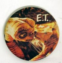 E.T. - Universal Studios E.T button E.T with dog