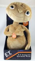 E.T. The Extra-Terrestrial - The Noble Collection - E.T. 16\  Plush doll