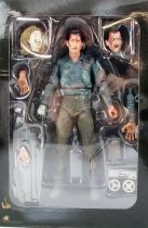 Evil Dead 2 : Dead by Dawn - NECA - Ash Williams \ Ultimate Figure\ 