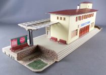 Faller B-103 Ho La Rochepot Country Station Built with Figures
