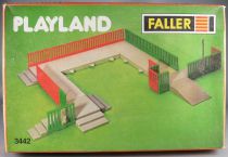 Faller Playland 3442 Plateforms Set Mint in Box Autoland E-Train Playtrain