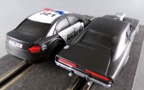 Fast & Furious - Dragon-I Toys - Dodge Charger R/T 1970 & Metropolitan Police Car - Slot Cars Vehicles 1:43
