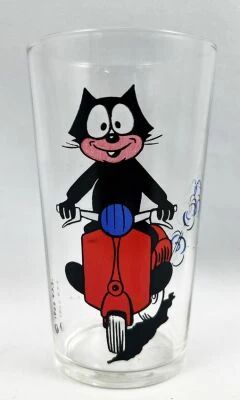 Felix the Cat - 1965 Mustard glass - Felix on scooter