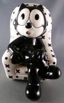 Felix the Cat - 6\'\' Ceramic Bank - Felix Sitting on his Armchair