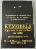 F.F. Models Pilote Conduisant Combi Bleu Ciel Casque Noir 1/43 Neuf Neuf Boite