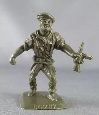 Figurine Publicitaire Bonux - Soldats Contemporains - Parachutiste avan�ant mitraillette main gauche