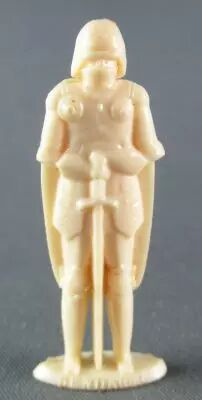 Figurine Publicitaire Comptoir Fran�ais Caf� RD - Costumes & Armements Fran�ais - Gendarme Moyen Age