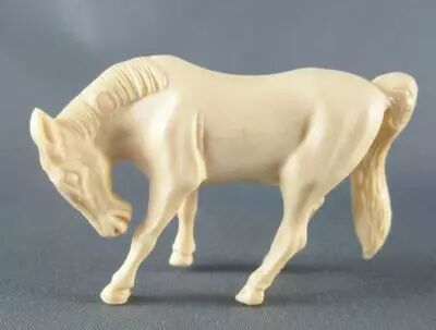 Figurine Publicitaire Jacquet - Les Chevaux - Pose N� 4