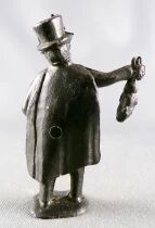 Figurine Publicitaire La Roche Aux F&eacute;es - Le Cirque - Prestidigitateur