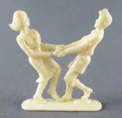 Figurine Publicitaire Le Baby l\'Aiglon - Le Tyroll - Couple Dansant
