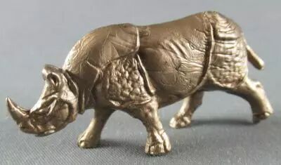 Figurine Publicitaire OMO (Lessive) - Animaux Sauvages - Rhinoc�ros (Petit Mod�le)