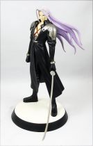 Final Fantasy VII - Sephiroth - Kotobukiya 1:8 scale cold-cast resin statue