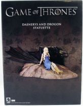 game_of_thrones___statuette_dark_horse___daenerys___drogon