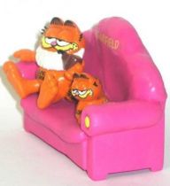 Garfield - Bully PVC Figure - Garfied as Opa on sofa with mini Hello Garfield