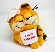 Garfield - Dakin & Co. Plush - Garfield \'\'I love lasagna!\'\'
