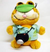 Garfield - Dakin & Co. Plush - Garfield tourist