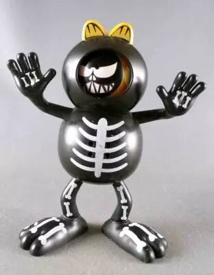 Garfield - Quick Talking Action Figure - Garfield Skeleton Halloween