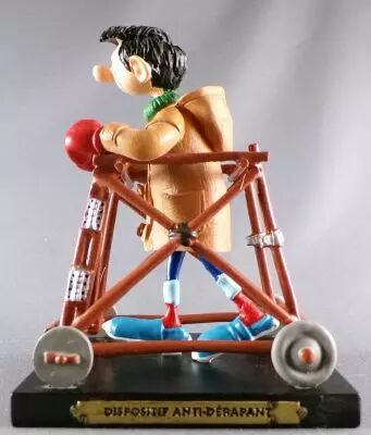 Gaston - Plastoy Resin Figure - Anti-Skid Device