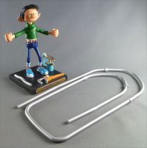 Gaston - Plastoy Resin Figure - Giant Paper-clip