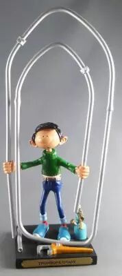 Gaston - Plastoy Resin Figure - Giant Paper-clip