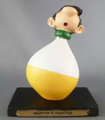Gaston - Plastoy Resin Figure - Rocking Gaston