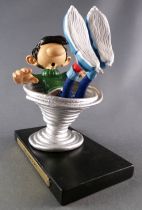 Gaston - Plastoy Resin Figure - Spring Seat