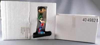 Gaston Lagaffe - Figurine R�sine Plastoy - Gaston avec R�veil & Oreiller (Neuf en Boite)