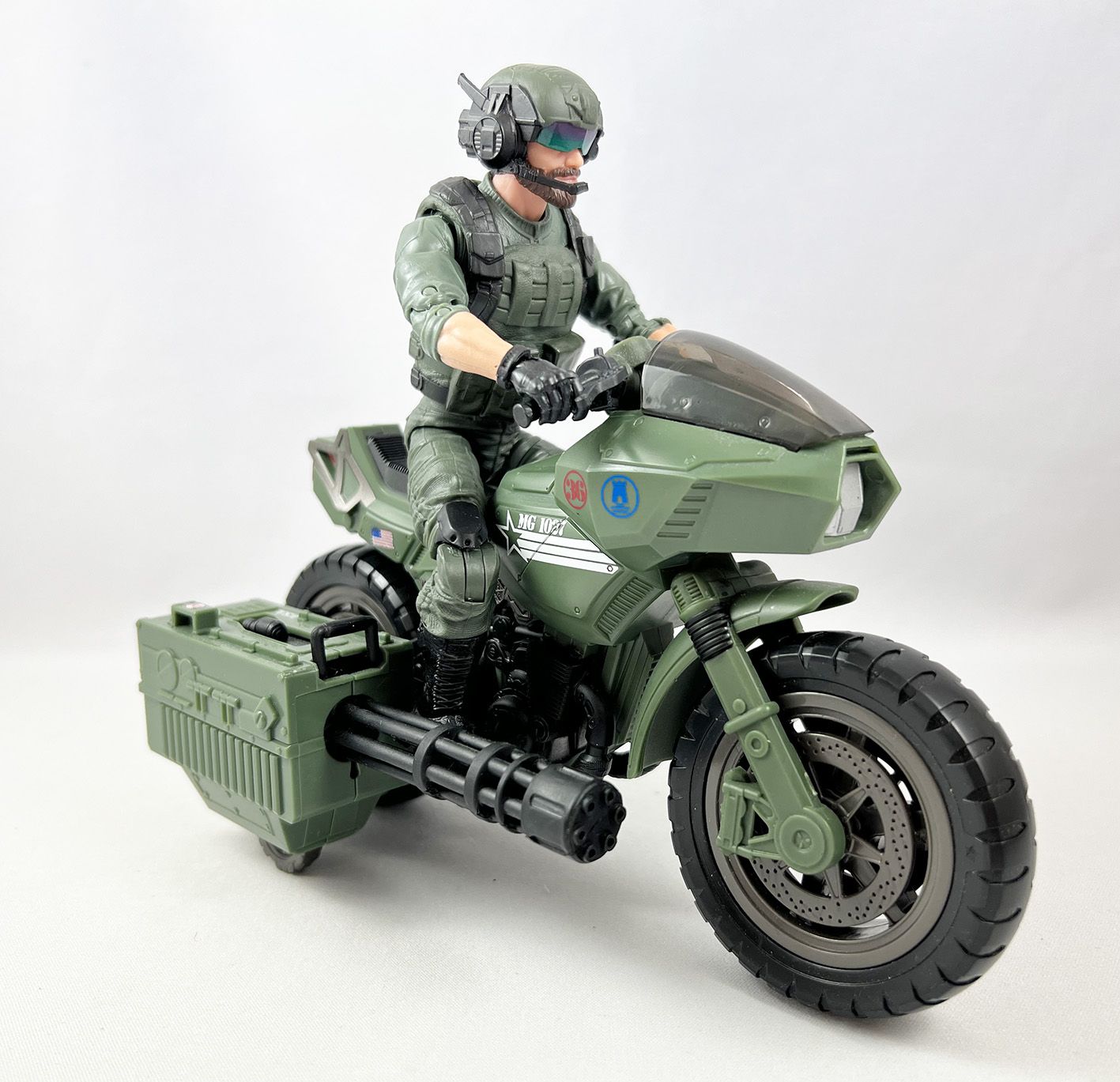 Hasbro G.I. JOE Classified Series Breaker with RAM Cycle Action