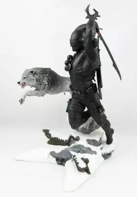 G.I.Joe H�ros Sans Fronti�res - Statue PVC 23cm - Snake Eyes - Diamond Gallery Diorama