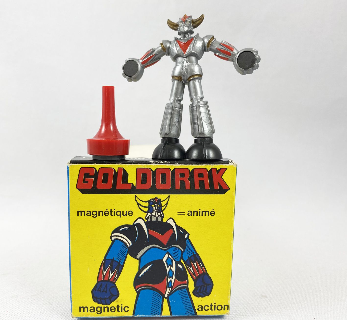 https://www.lulu-berlu.com/upload/image/goldorak---figurine-magnetique-magneto-n-3136---goldorak--coloris-metal--p-image-453370-grande.jpg
