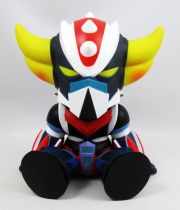  Goldorak - Plastoy - Figurine Tirelire 15cm SD Goldorak assis