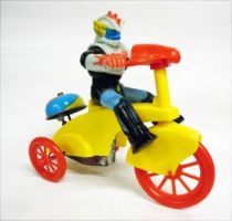 Goldorak en Tricycle - Jouet à remonter (Wind-Up) - Robin 1977