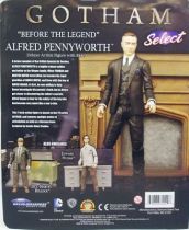 gotham___alfred_pennyworth___action_figure_diamond_select__2_