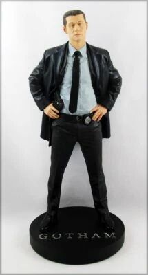 Gotham - Detective Jim Gordon - DC Collectibles 13\  Resin Statue
