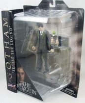 gotham___oswald_cobblepot_the_penguin___action_figure_diamond_select__2_