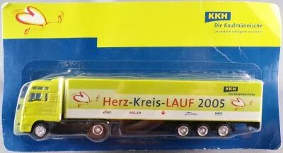 (Grell Ho 1:87 Man Tga Green Truck & KKH Herz-Kreis-Lauf  Road Trailer Mint on Card