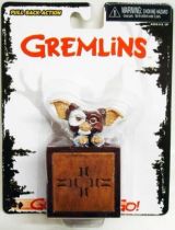 Gremlins - Neca \'\'Go Gizmo Go\'\' Motorized Pull Back & Go Action - Chrismas gift Gizmo