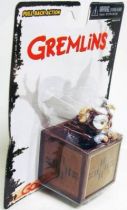 Gremlins - Neca \'\'Go Gizmo Go\'\' Motorized Pull Back & Go Action - Gizmo cadeau de Noël