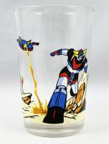 Grendizer - Amora mustard glass - Grendizer chased by a Golgoth