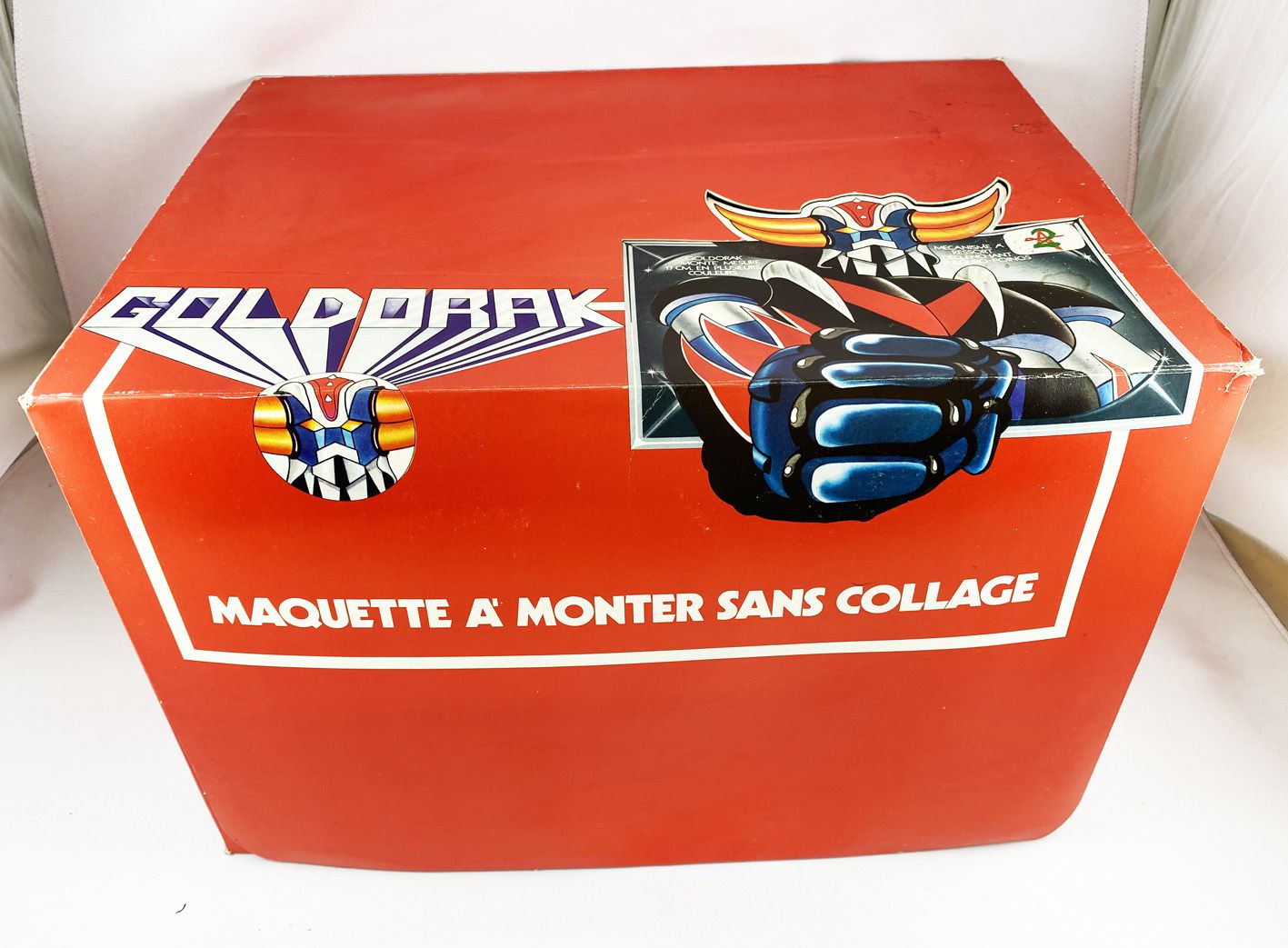 Grendizer - Atlantic - Goldorak Robot to Build with Display Store