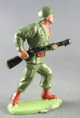 Guilbert - Arm�e Moderne - Soldat Casqu� avan�ant fusil
