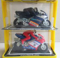 Guisval 04551 Présentoir de 6 Moto GP & pilote 1/32 NB Honda Yamaha