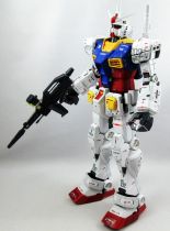 Gundam - Bandai - RX-78-2 Gundam Perfect Grade Unleashed 1/60 model kit