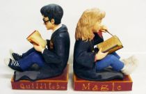 Harry Potter - Enesco - Book Buddy Bookend set (Harry & Hermione)