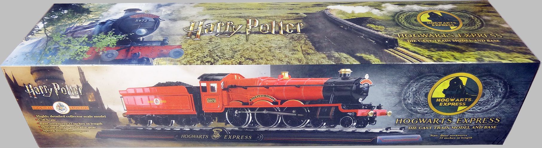 Harry Potter - The Noble Collection - Hogwarts Express 1:50 scale replica