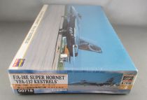 Hasegawa Hobby Kits 00718 - USAF F/A-18E Super Hornet VFA-137 Kestrels Jet Fighter 1:72 MISB