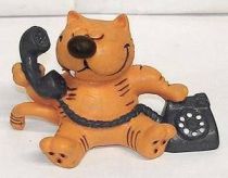 Heathcliff - Comic Spain - Heathcliff on the blue phone